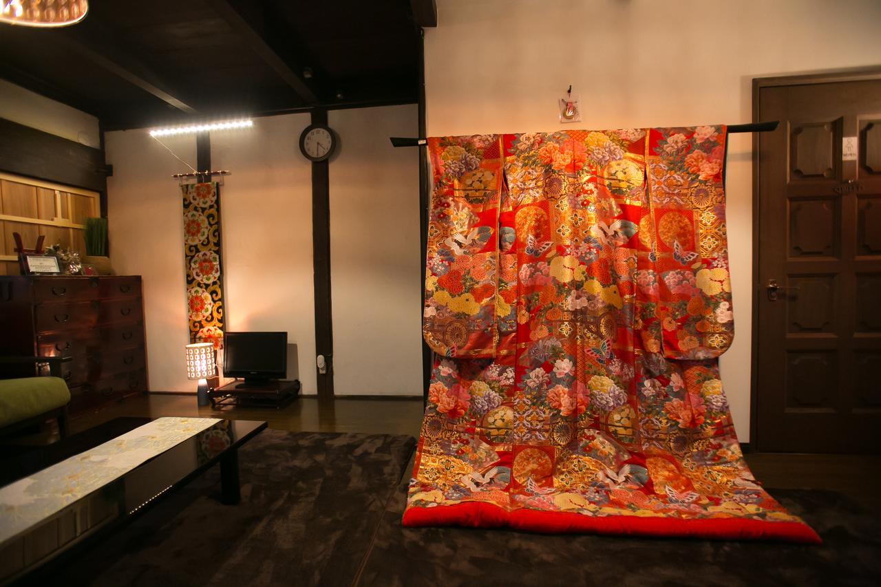 Guesthouse HANA Nishijin Kyoto Buitenkant foto